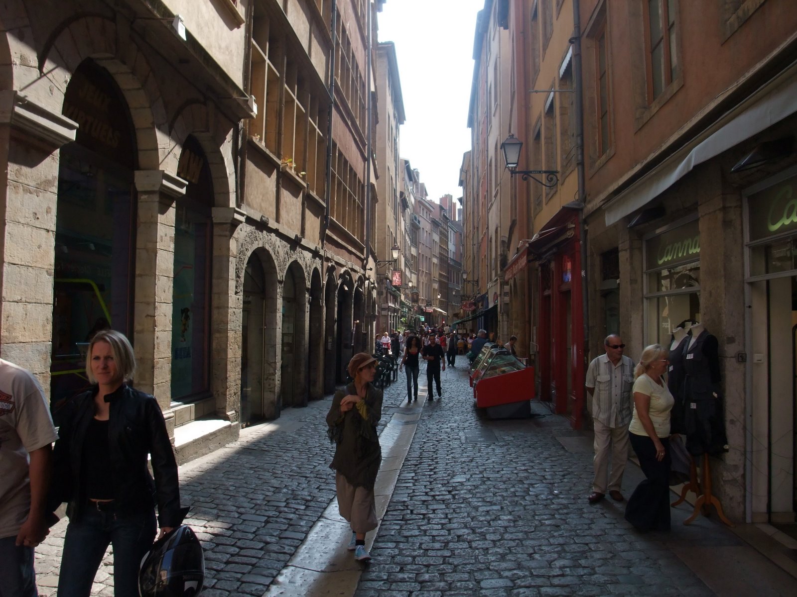 Những nơi đến thu hút du khách tại Lyon