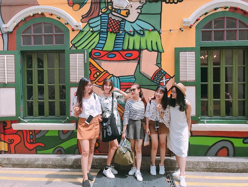Lựa chọn trang phục thoải mái khi vui chơi tại Singapore